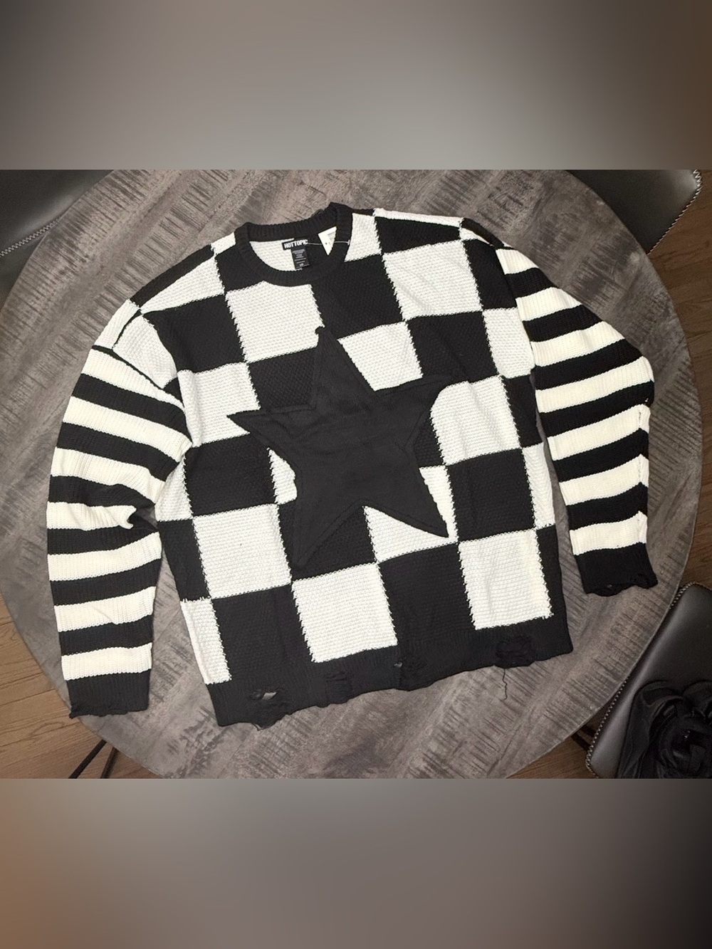 Hot Topic Black and White Checkerboard Star Crewneck Sweater - Picture 6 of 6